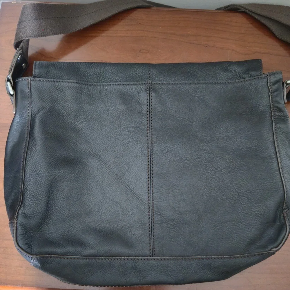 UGG Messenger Bag Black UGG Australia Western Satchel Leather Outback